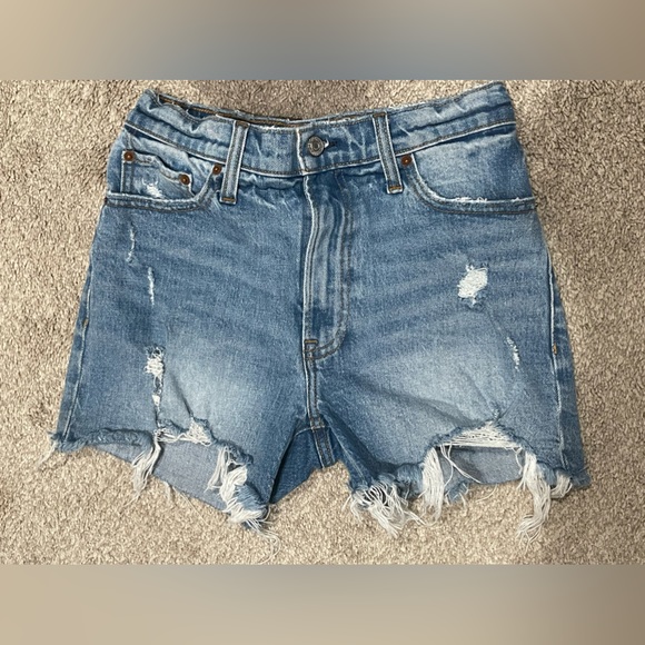 Abercrombie High Rise Mom Short - Picture 1 of 2